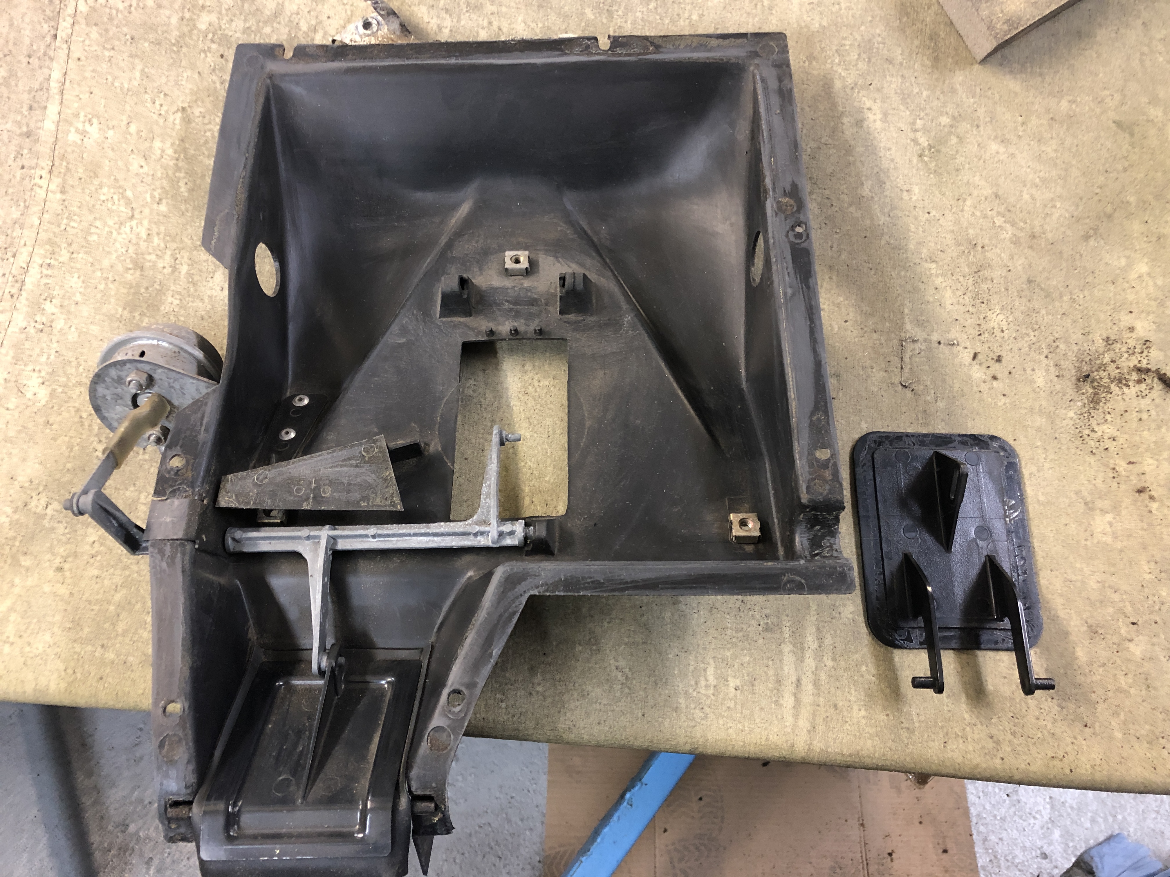heater box.JPG/><br />
			<span class=